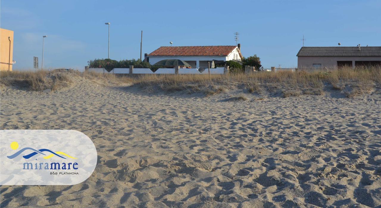 פלטמונה Miramare Struttura Sulla Spiaggia מראה חיצוני תמונה