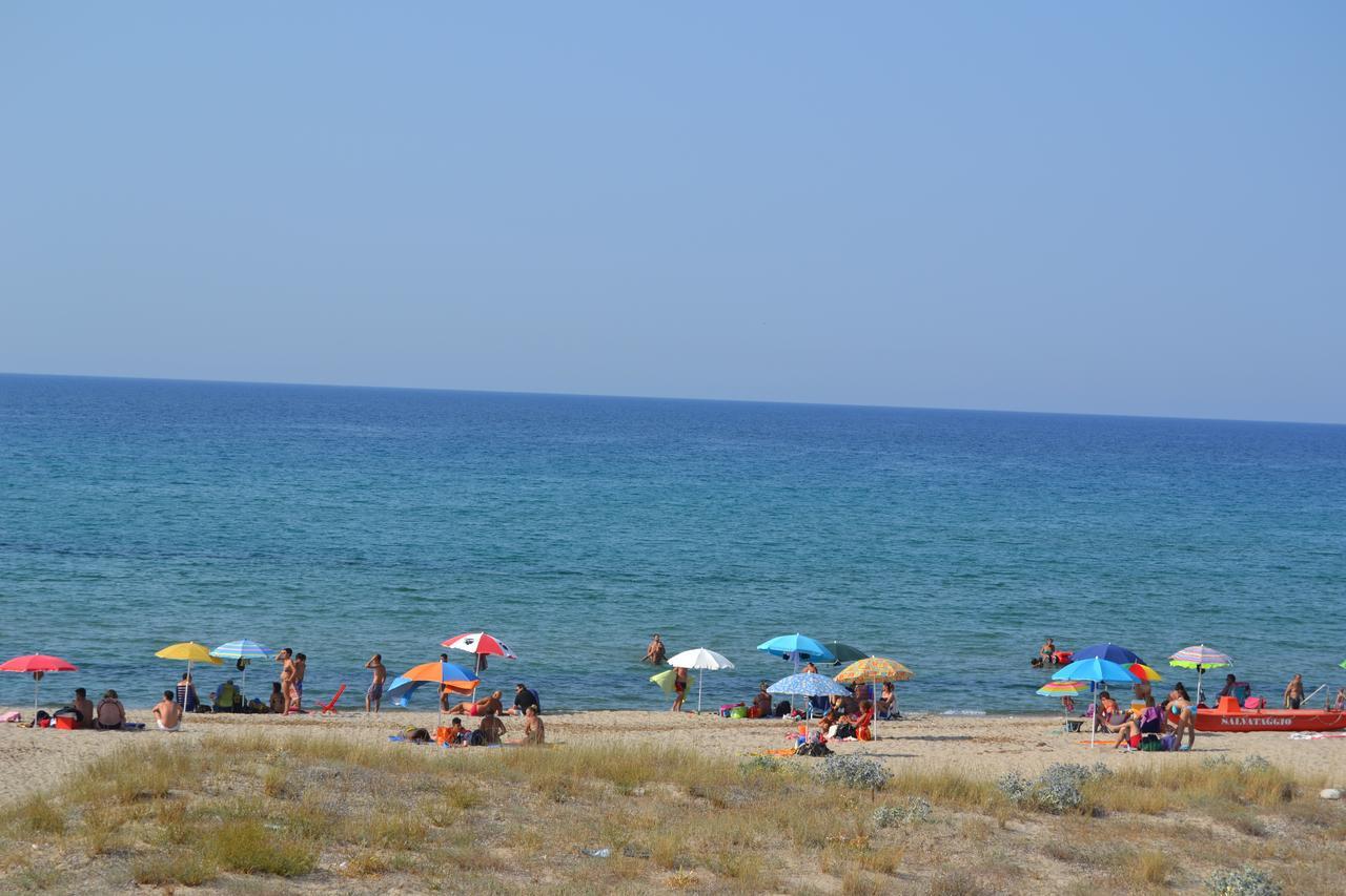 פלטמונה Miramare Struttura Sulla Spiaggia מראה חיצוני תמונה