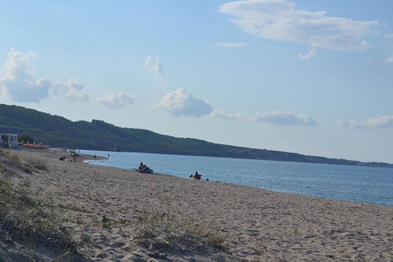 פלטמונה Miramare Struttura Sulla Spiaggia מראה חיצוני תמונה