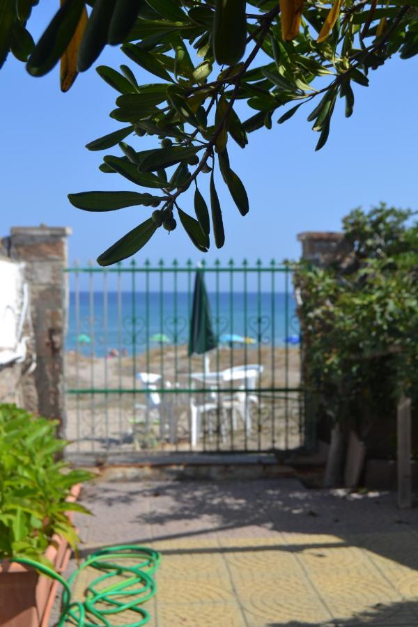 פלטמונה Miramare Struttura Sulla Spiaggia מראה חיצוני תמונה